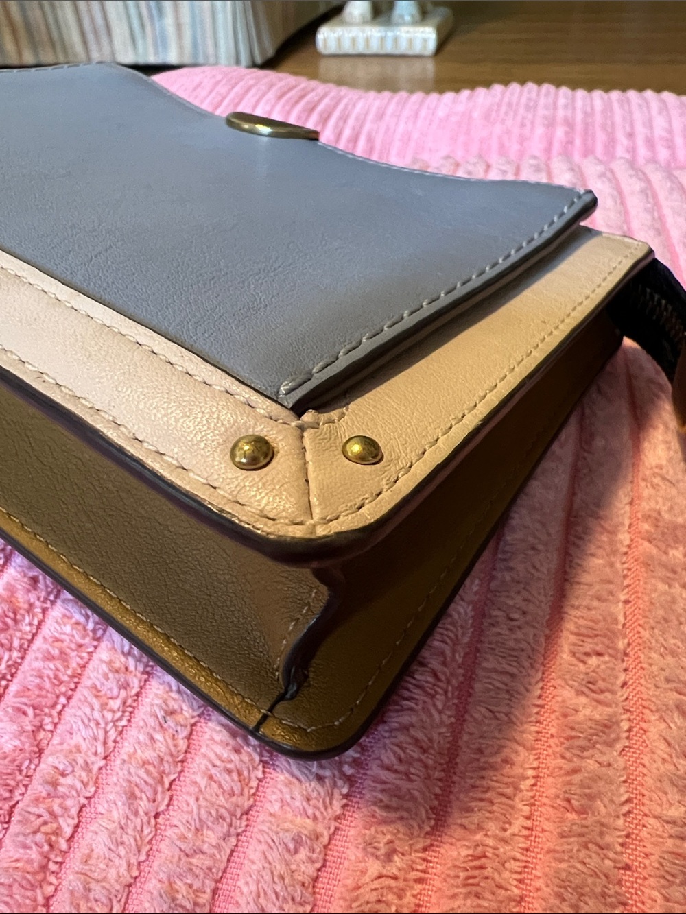Coach Dreamer Clutch - Picture 8 of 16